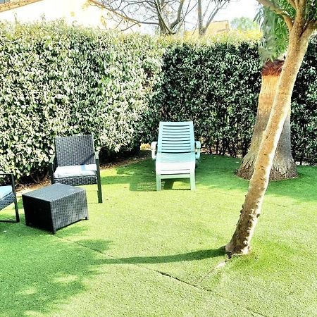 Les Soleiades Apartman La Londe-les-Maures Kültér fotó