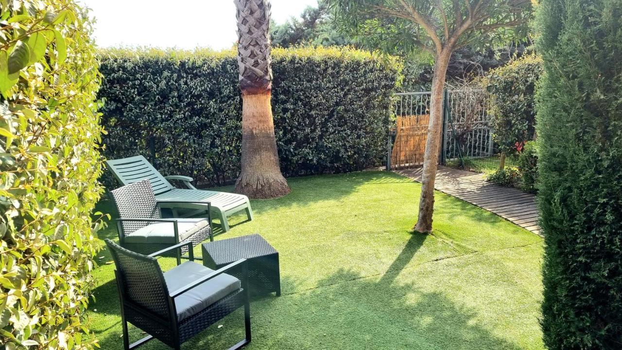 Les Soleiades Apartman La Londe-les-Maures Kültér fotó